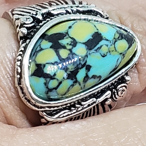 Turquoise statement ring - Picture 6 of 7